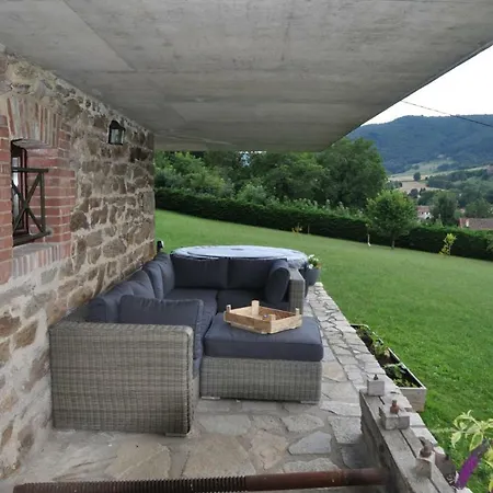 Maison d'hôtes Les 5 Noyers Saint-Ilpize